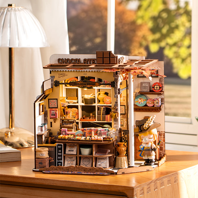Rolife Henry's Chocolate DIY Miniature House