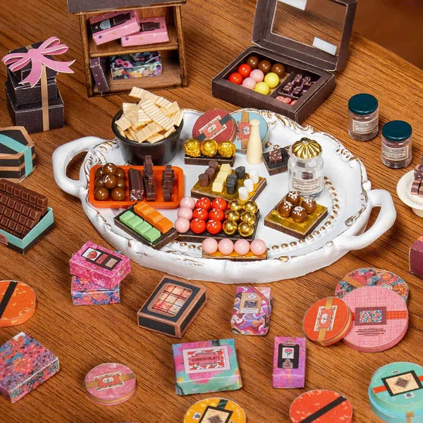Rolife Henry's Chocolate DIY Miniature House