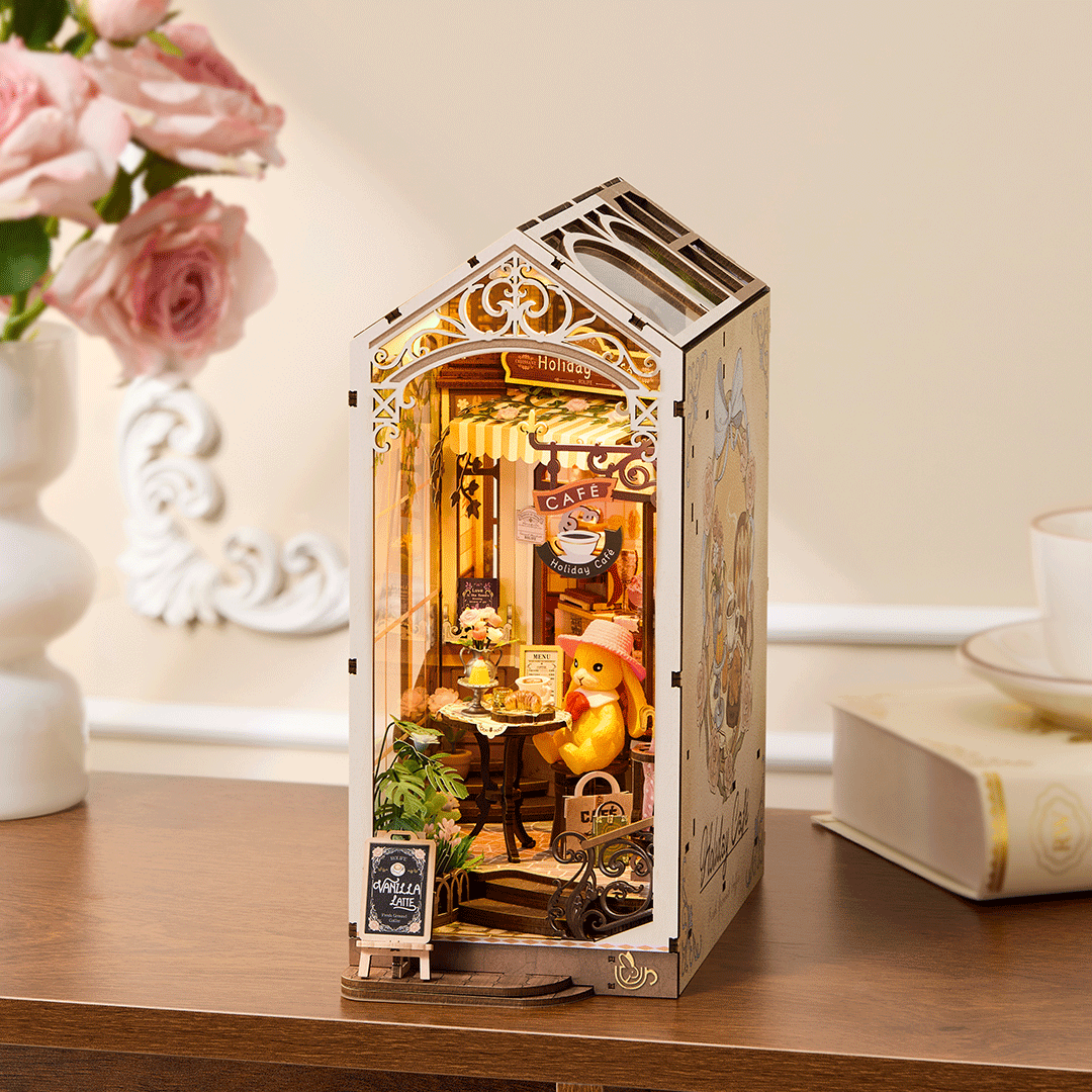 Rolife Holiday Cafe DIY Book Nook