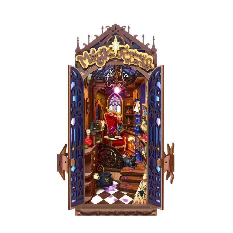 Rolife Magic Fantasy Corner DIY Book Nook