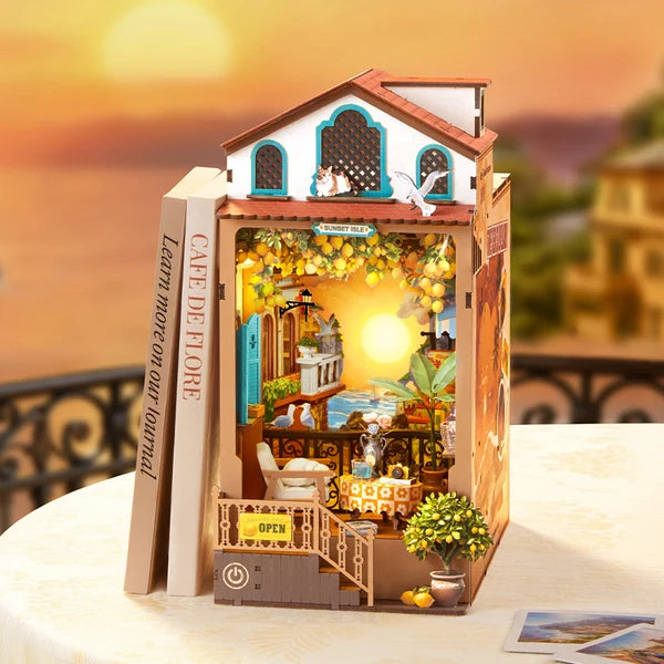 Rolife Sunset Isle DIY Book Nook