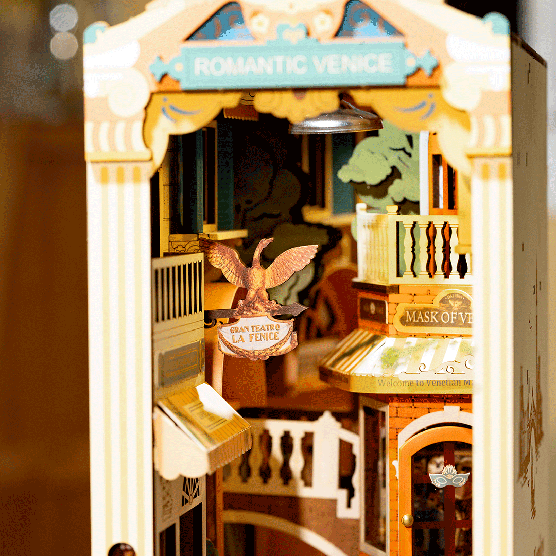 Rolife Romantic Venice DIY Book Nook