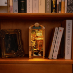 Rolife Romantic Venice DIY Book Nook